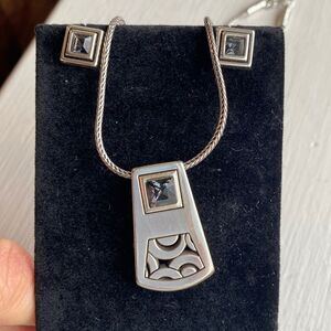 BRIGHTON Bloc Haus‎ silver with blue Gray Crystal Pendant Necklace and earrings